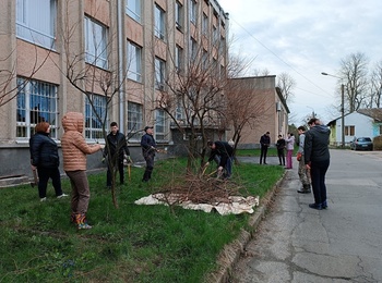 Участь у загальноміській весняній акції «За чисте довкілля»